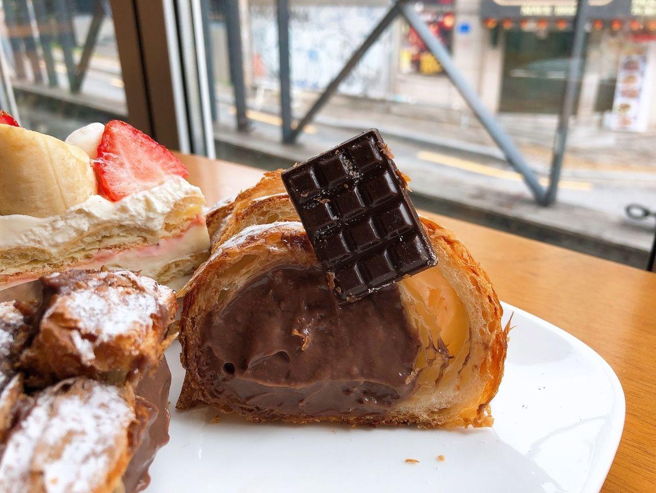 Hongdae Yeonnam Cafe (10% Off)